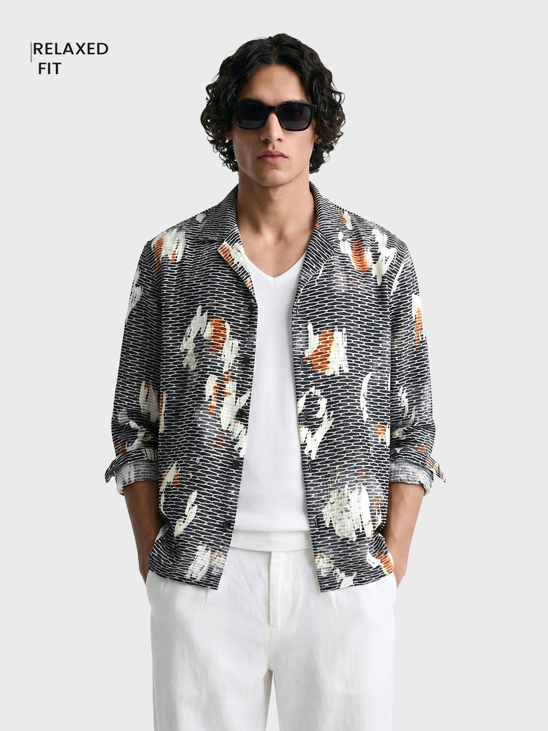 Men's Black Relaxed Fit Solid Casual Shirt