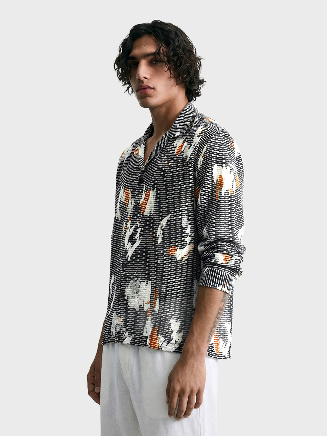 Men's Black Relaxed Fit Solid Casual Shirt