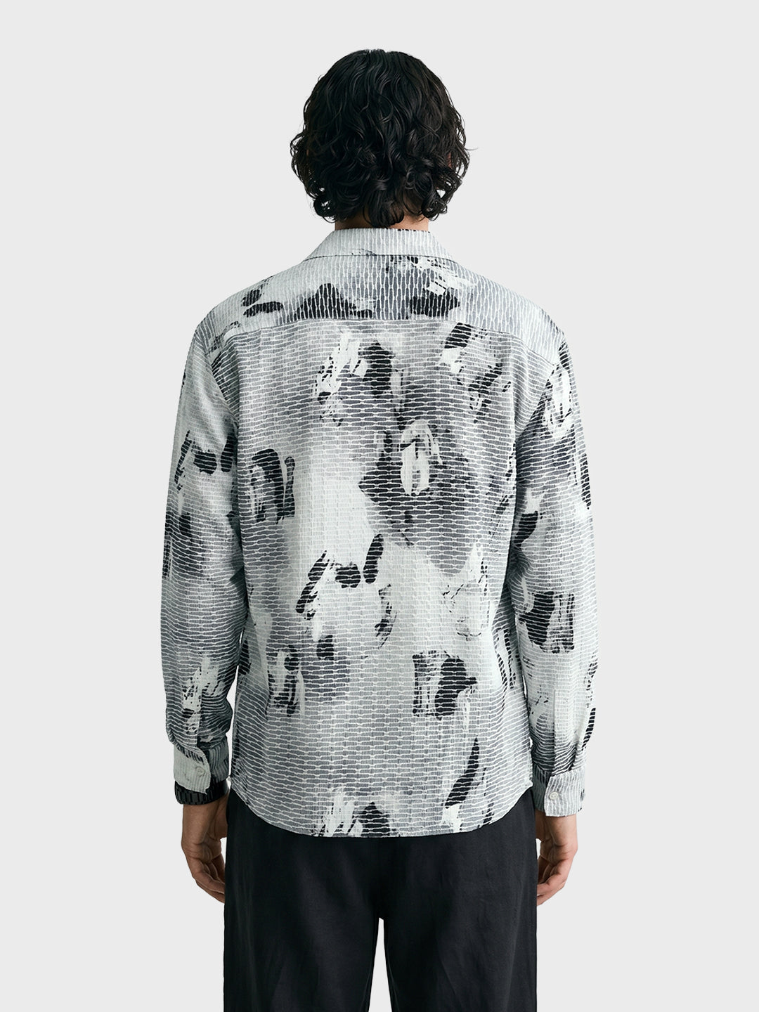 Men's Grey Relaxed Fit Solid Casual Shirt