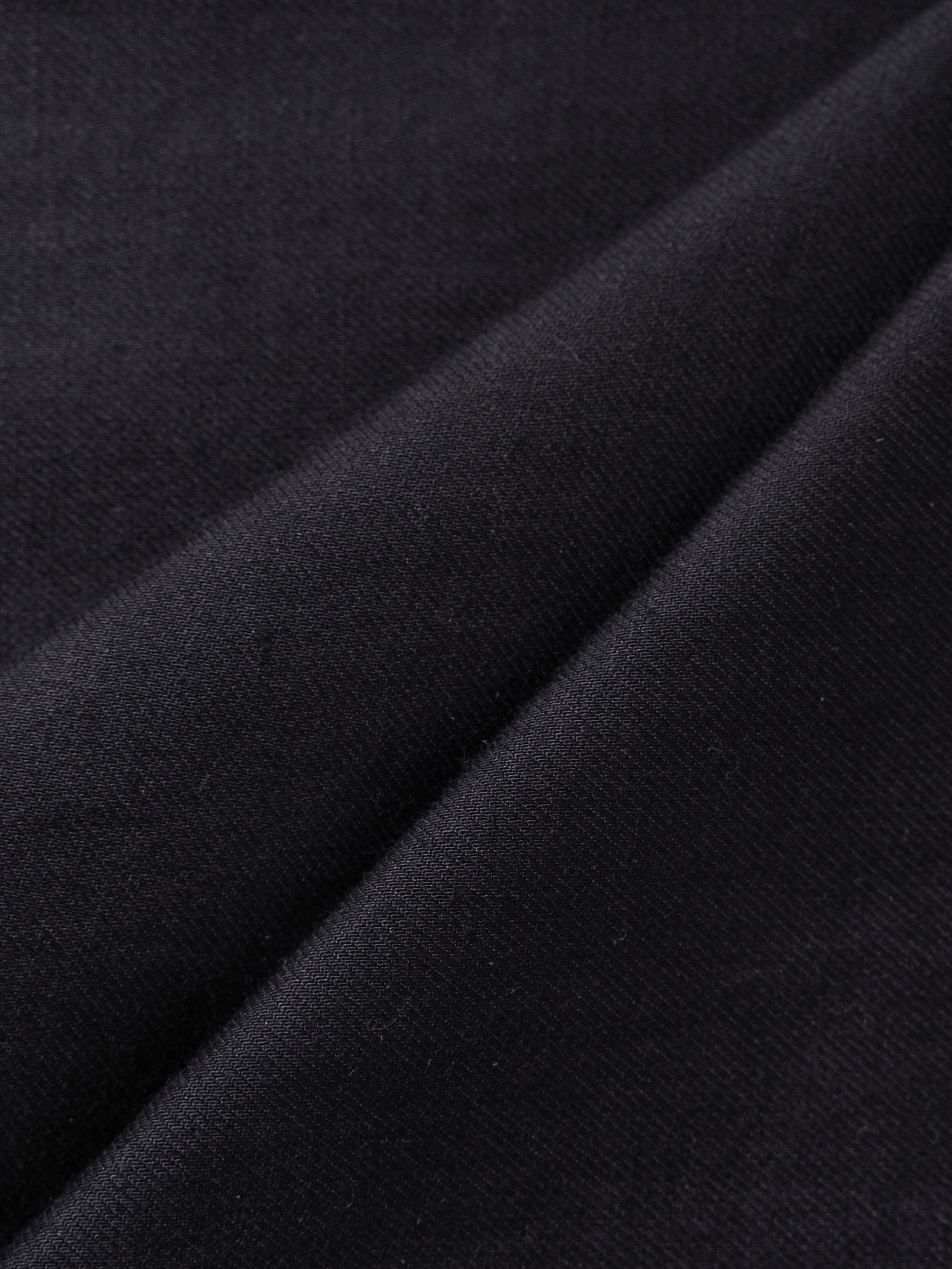 Men's Black Relaxed Fit Solid Casual Trousers