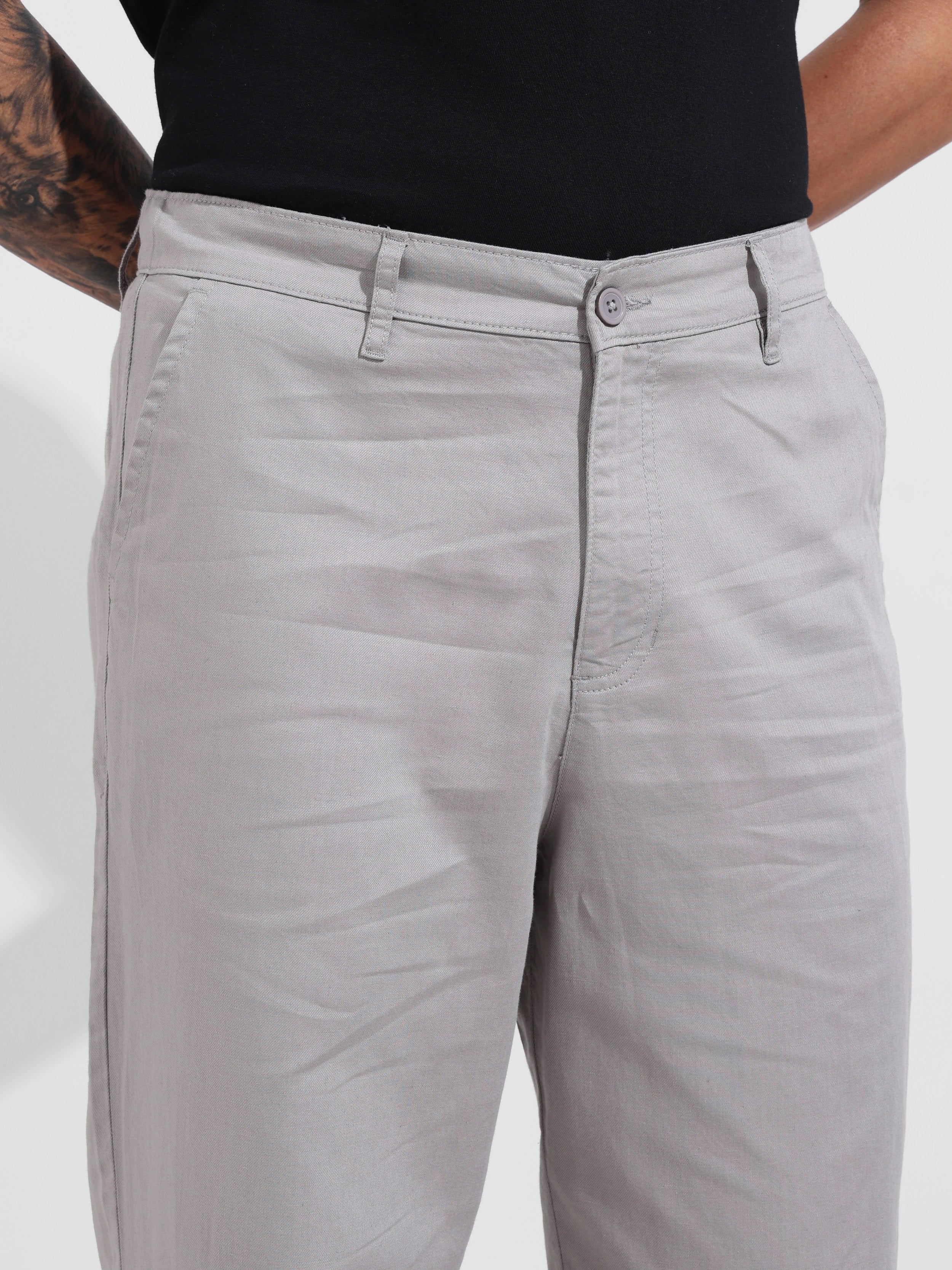 Men's Grey Relaxed Fit Solid Casual Trousers