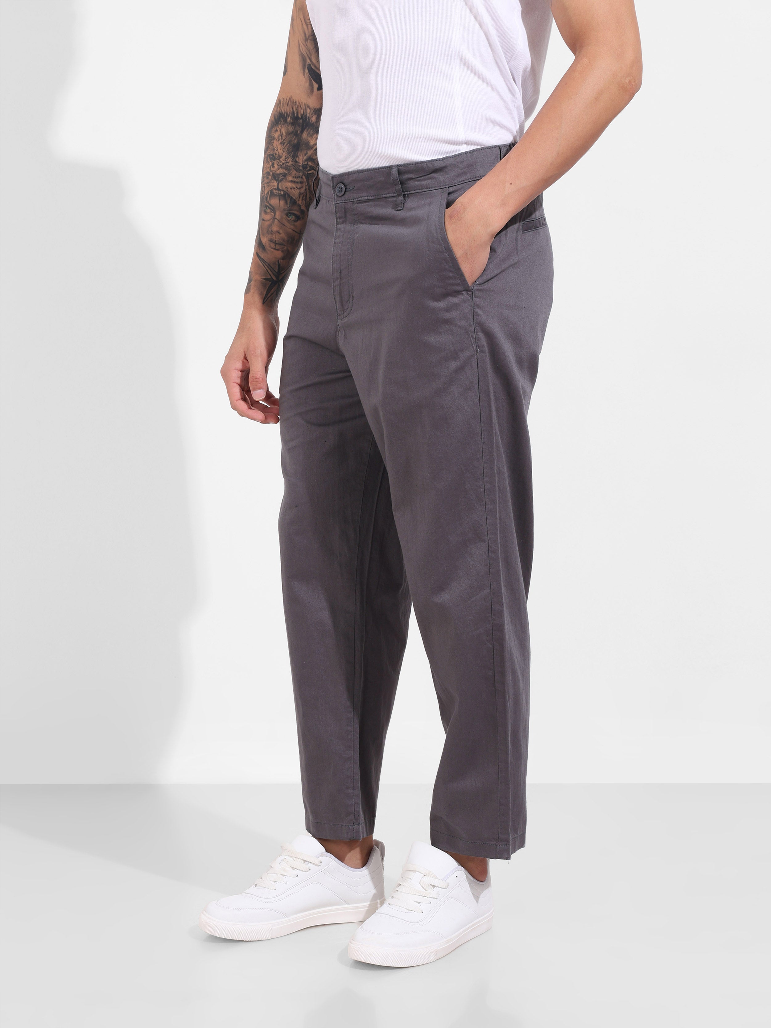 Men's Grey Relaxed Fit Solid Casual Trousers