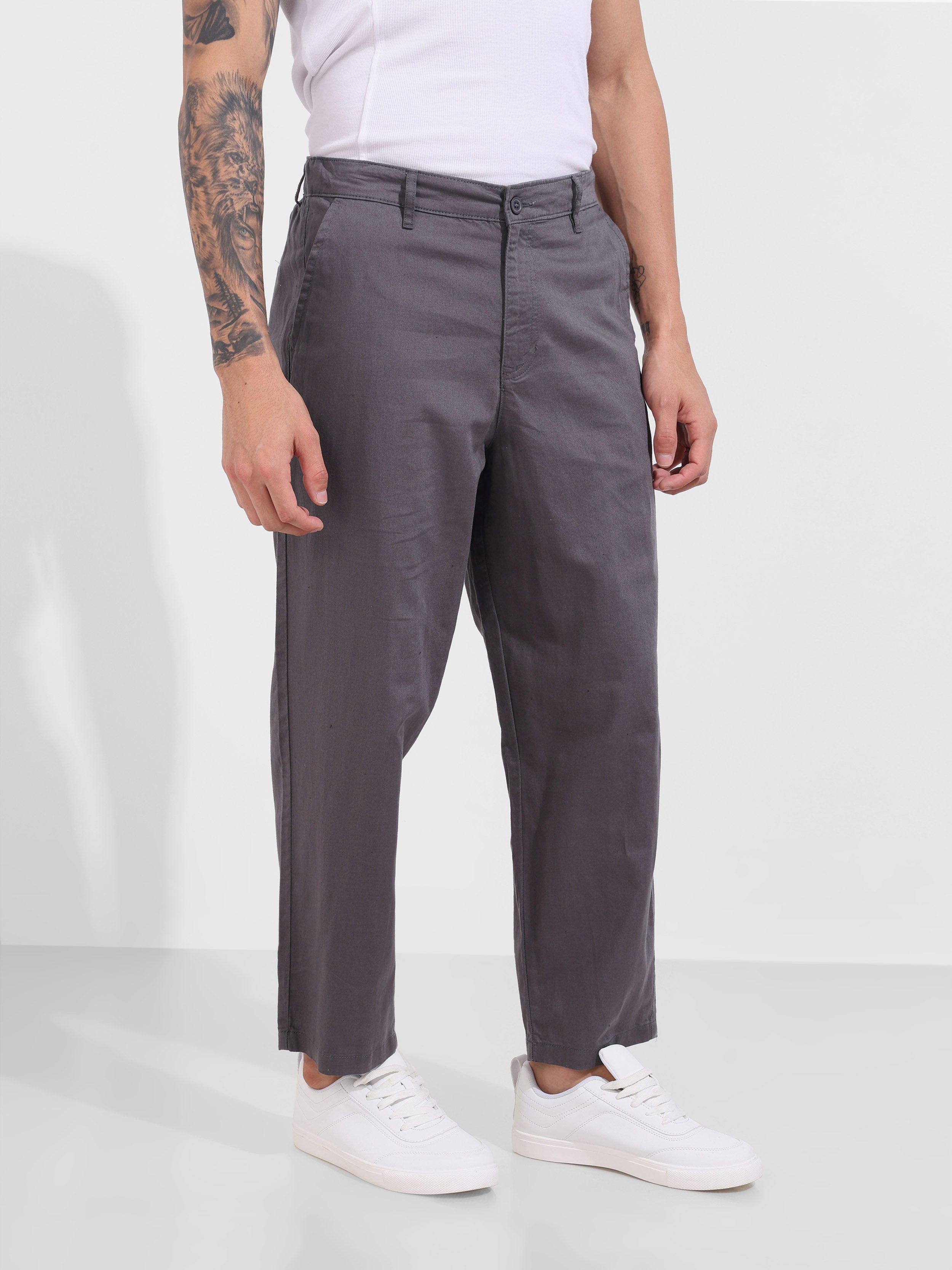 Men's Grey Relaxed Fit Solid Casual Trousers