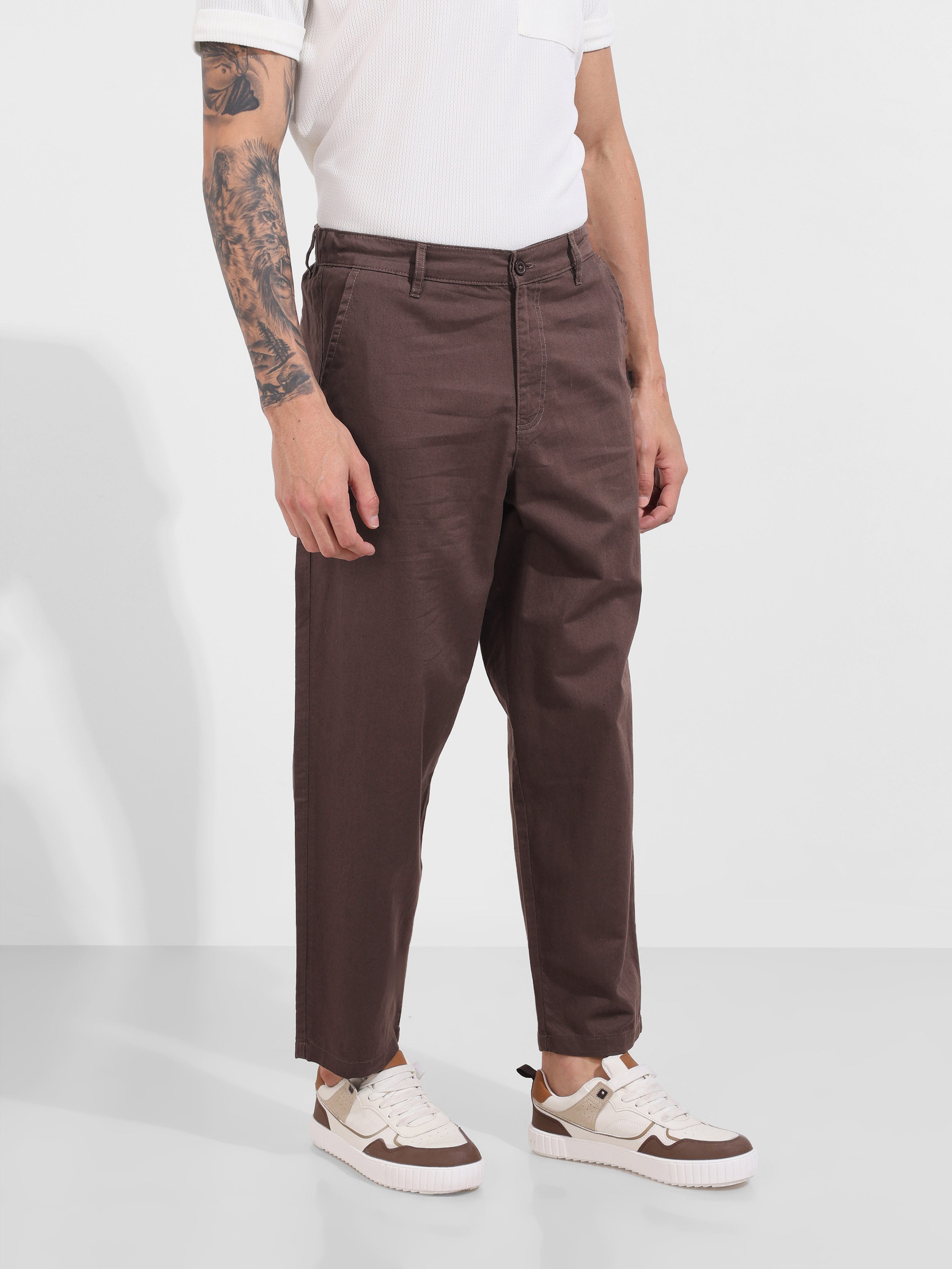 Men's Brown Relaxed Fit Solid Casual Trousers