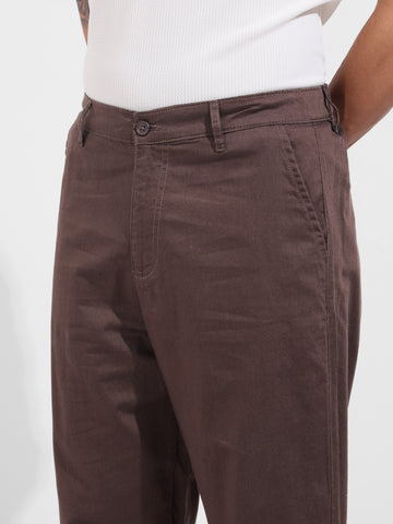 Men's Brown Relaxed Fit Solid Casual Trousers