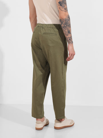 Men's Green Relaxed Fit Solid Casual Trousers
