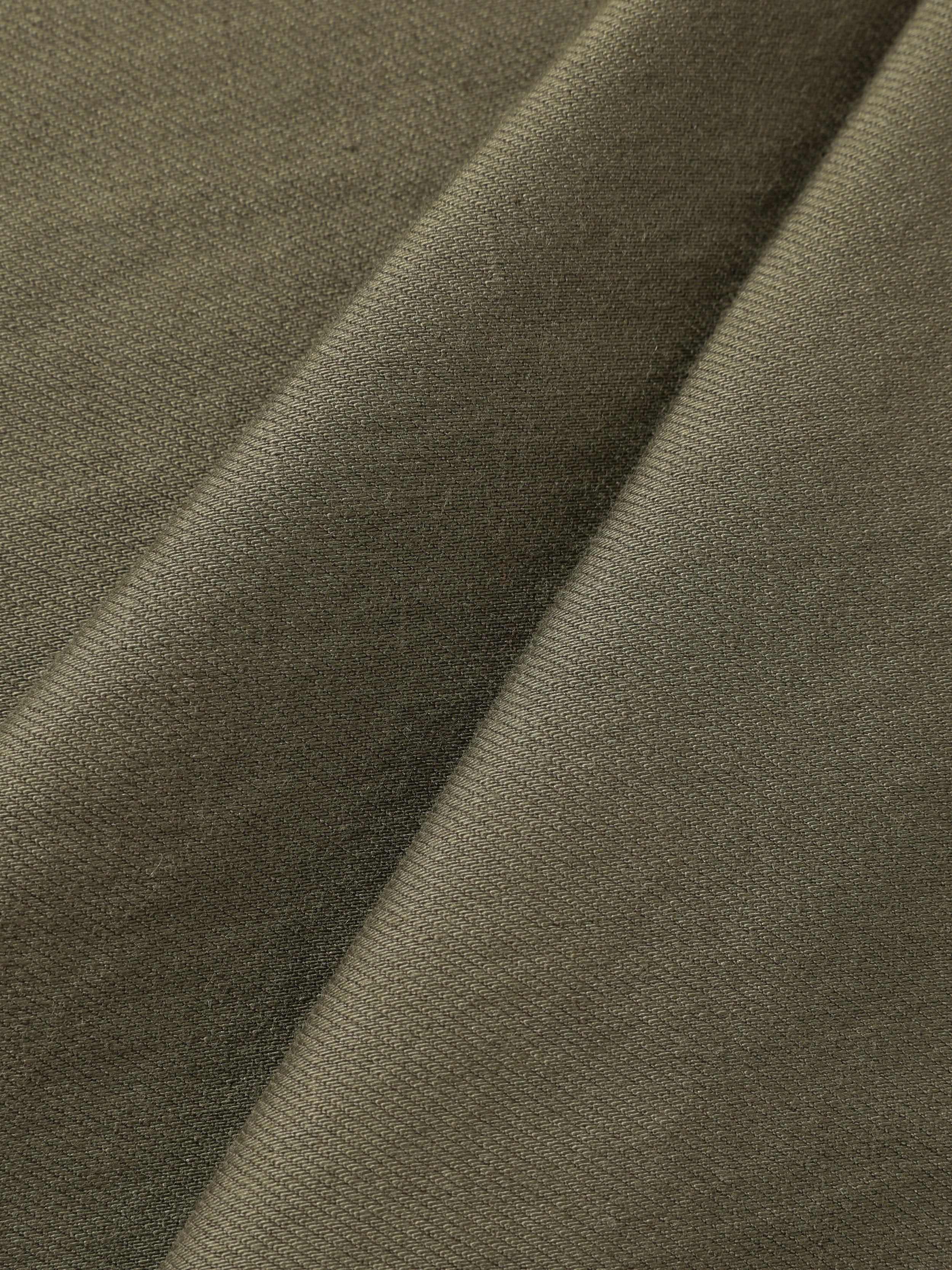 Men's Green Relaxed Fit Solid Casual Trousers