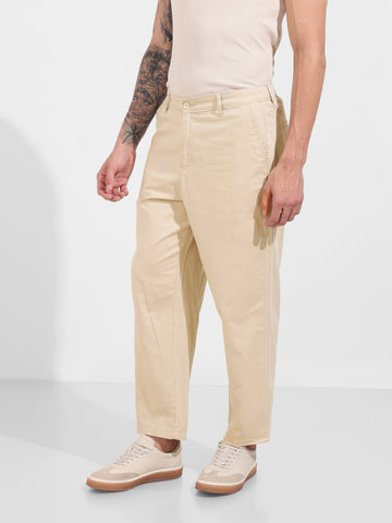 Men's Cream Relaxed Fit Solid Casual Trousers
