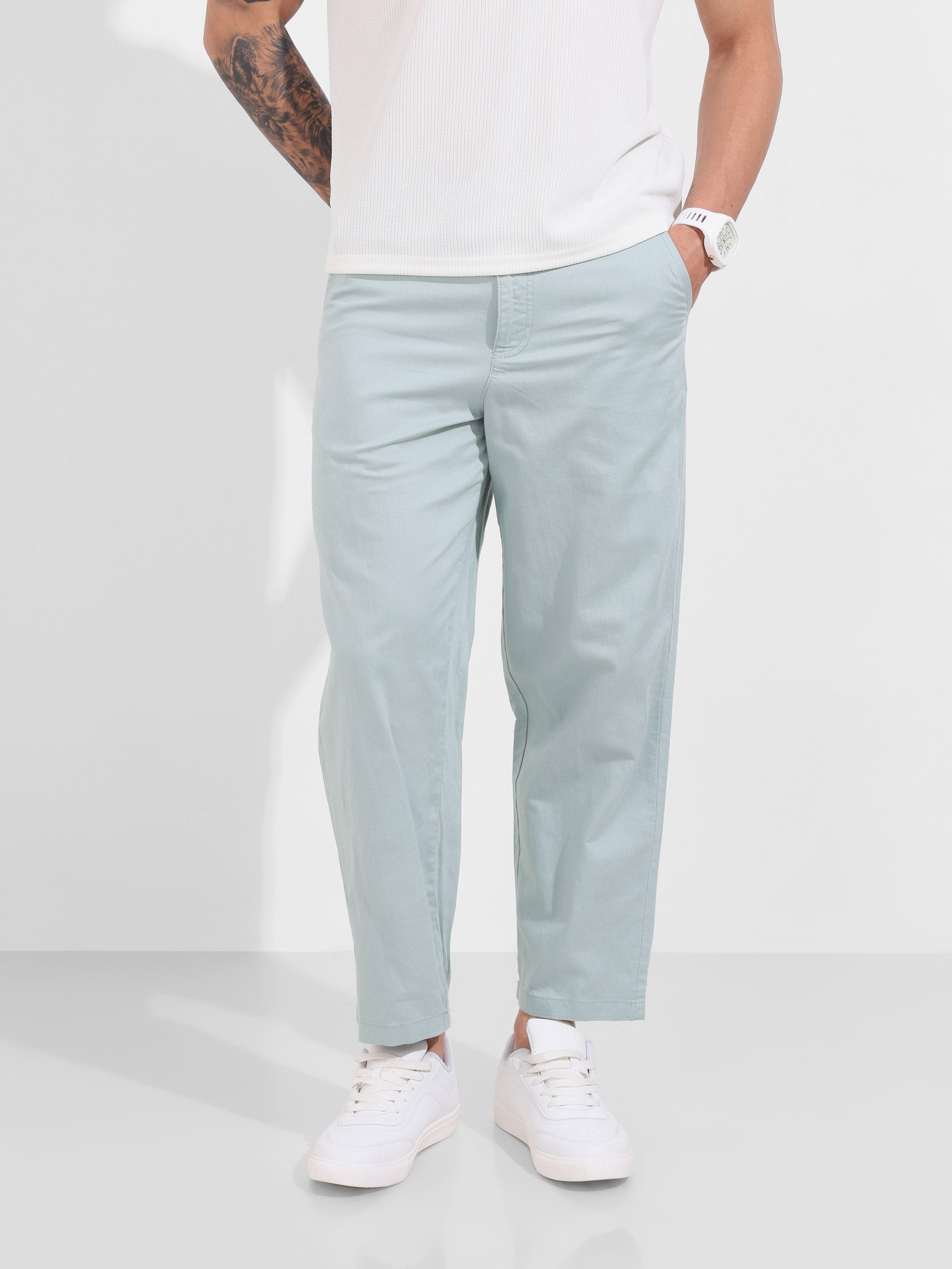 Men's Green Relaxed Fit Solid Casual Trousers