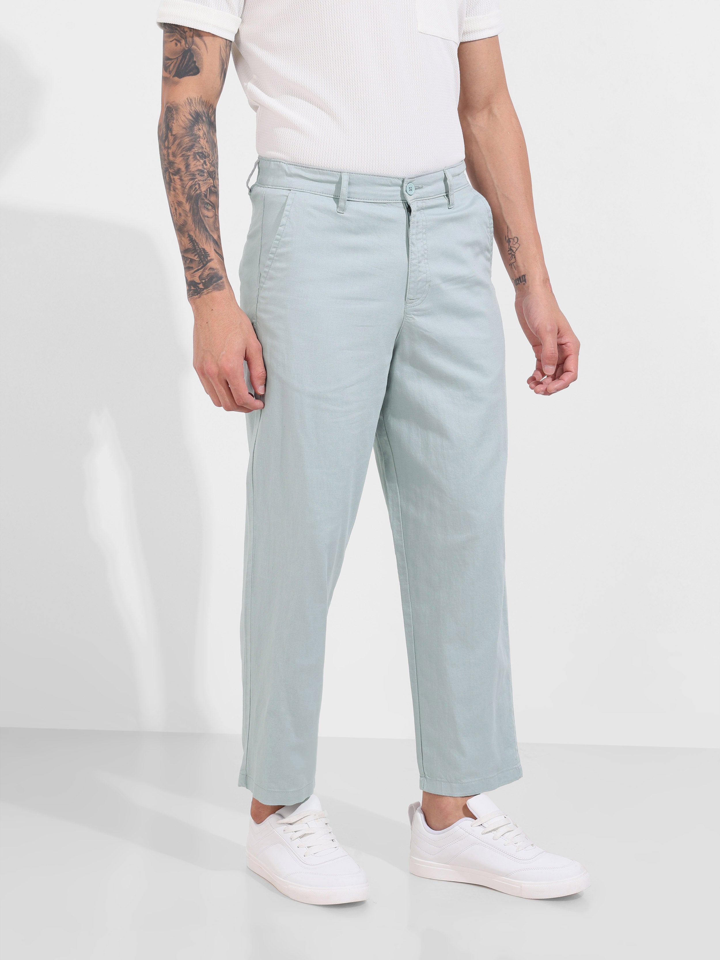 Men's Green Relaxed Fit Solid Casual Trousers