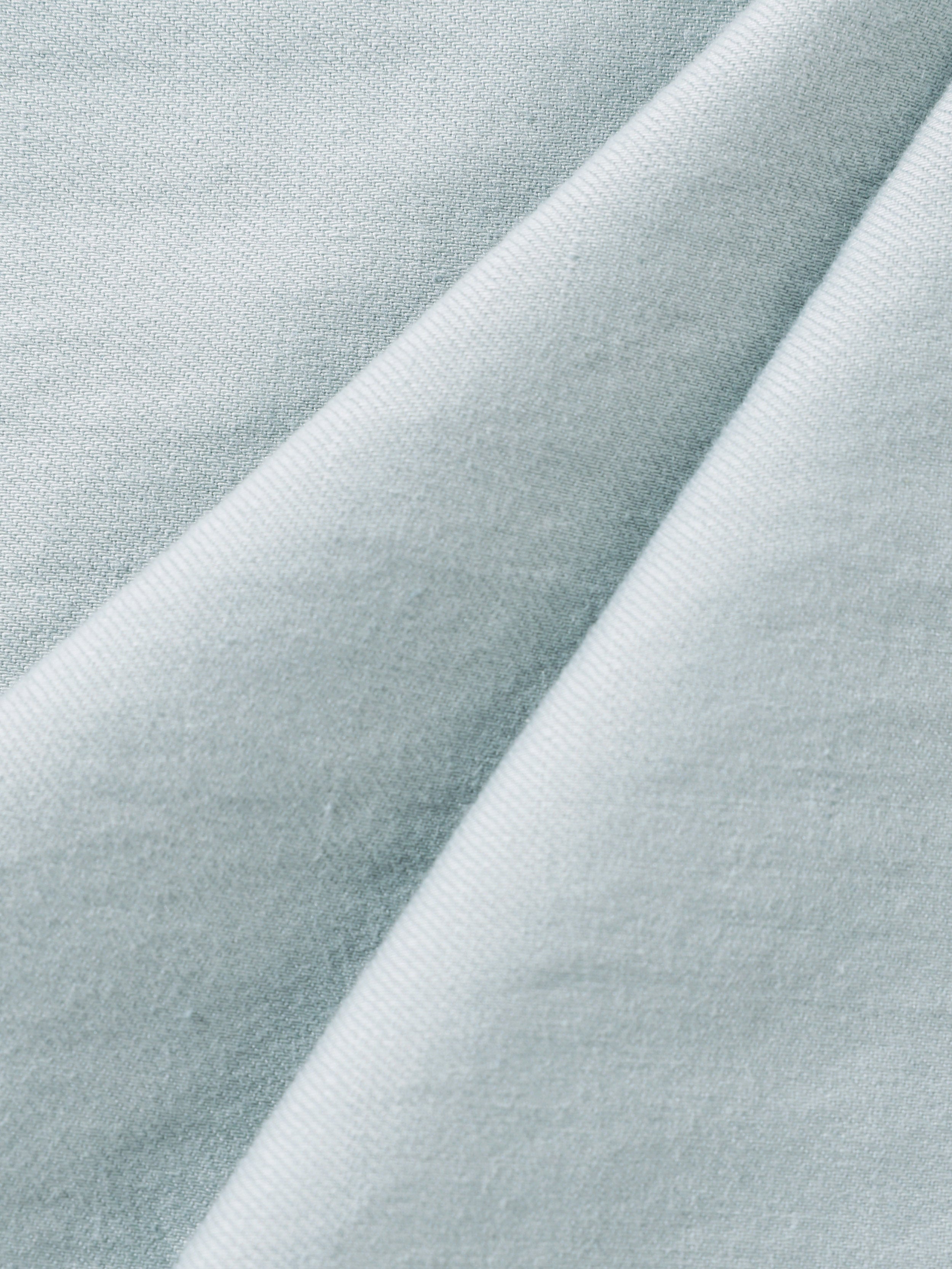 Men's Green Relaxed Fit Solid Casual Trousers