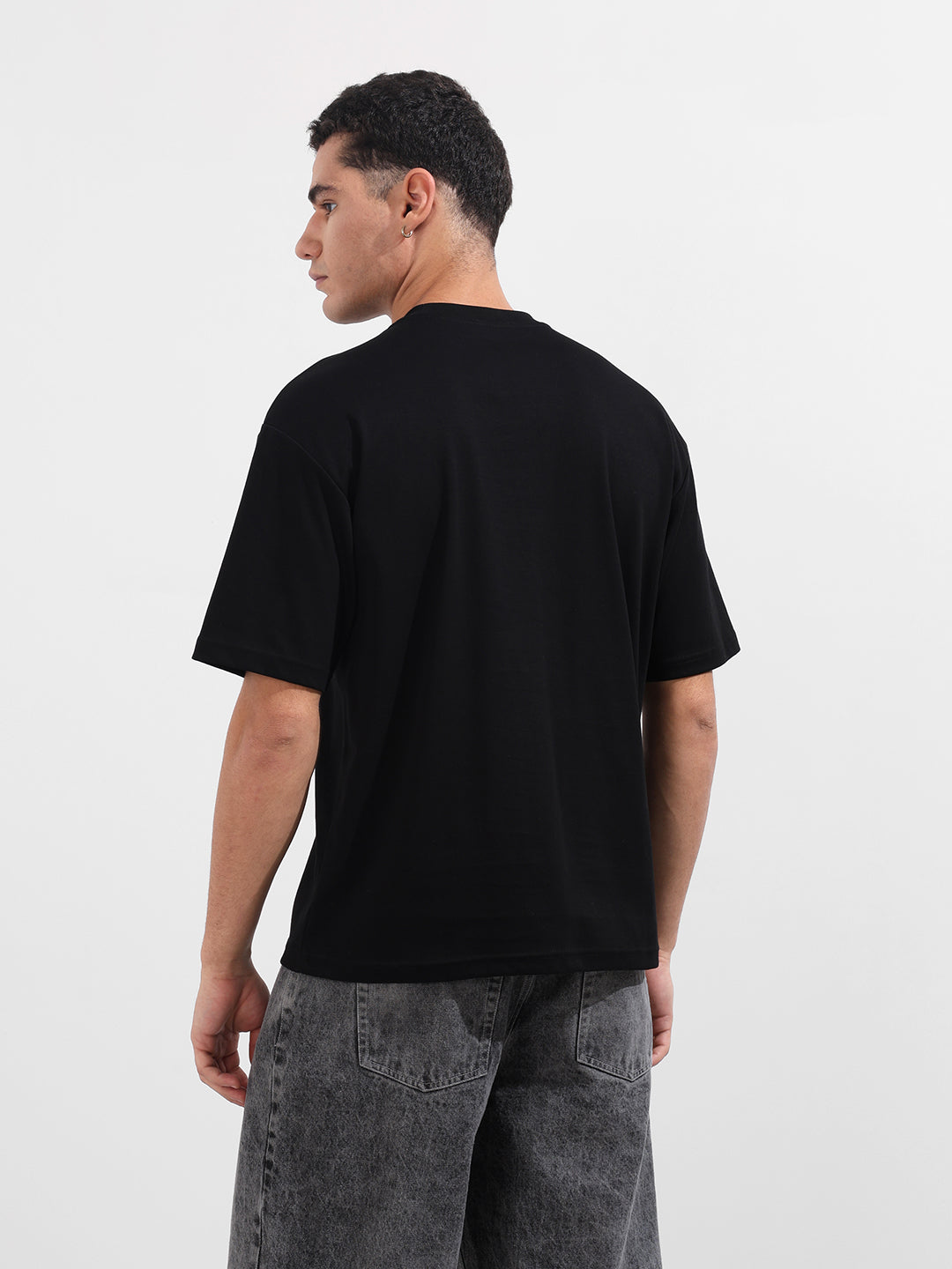 Men's Black Relaxed Fit Graphic Printed 240 GSM Casual T-Shirt