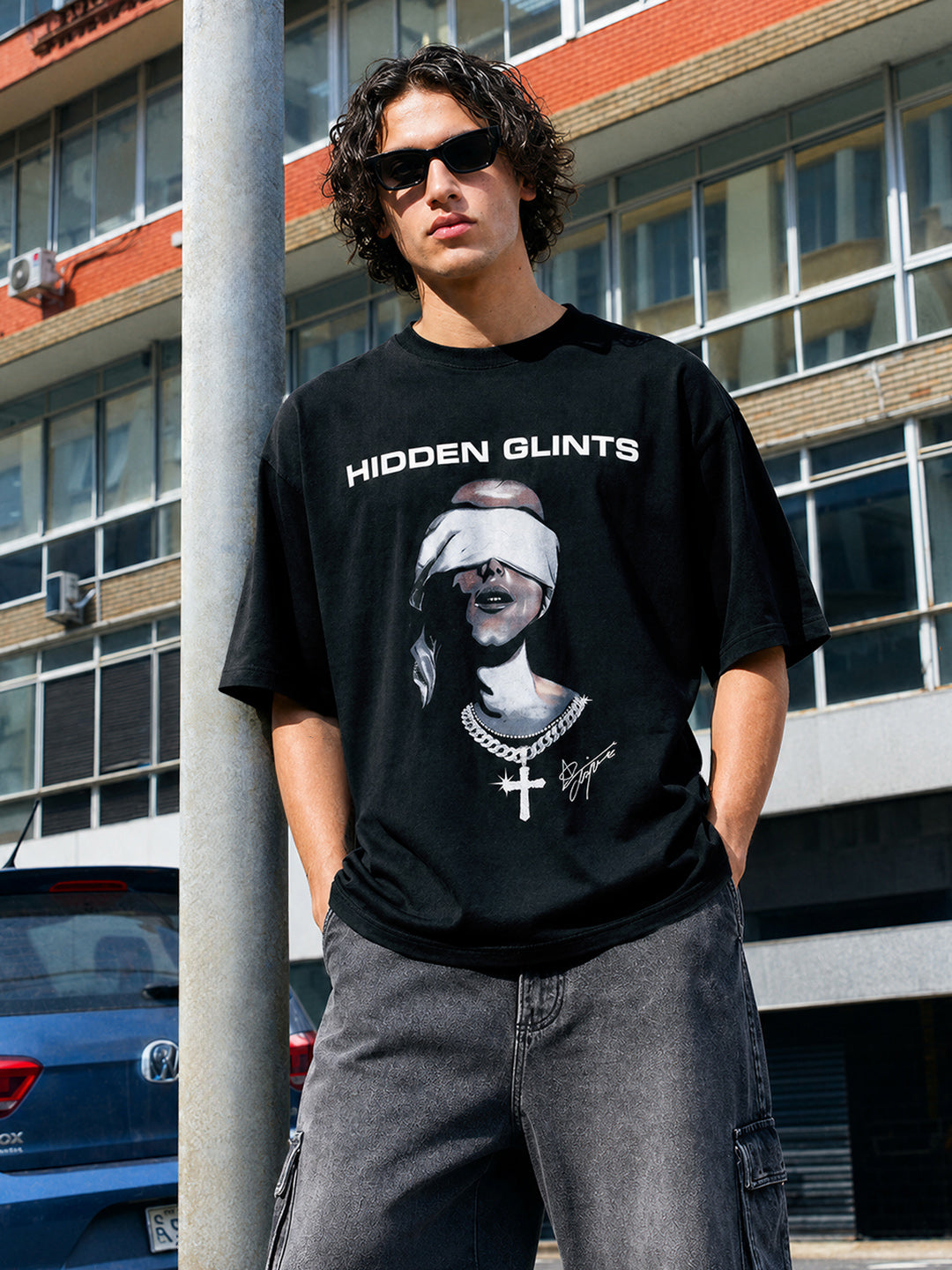 Men's Black Relaxed Fit Graphic Printed 240 GSM Casual T-Shirt
