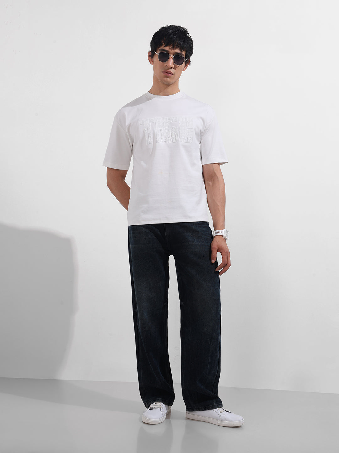 Men's White Relaxed Fit Embroidered Casual T-Shirt