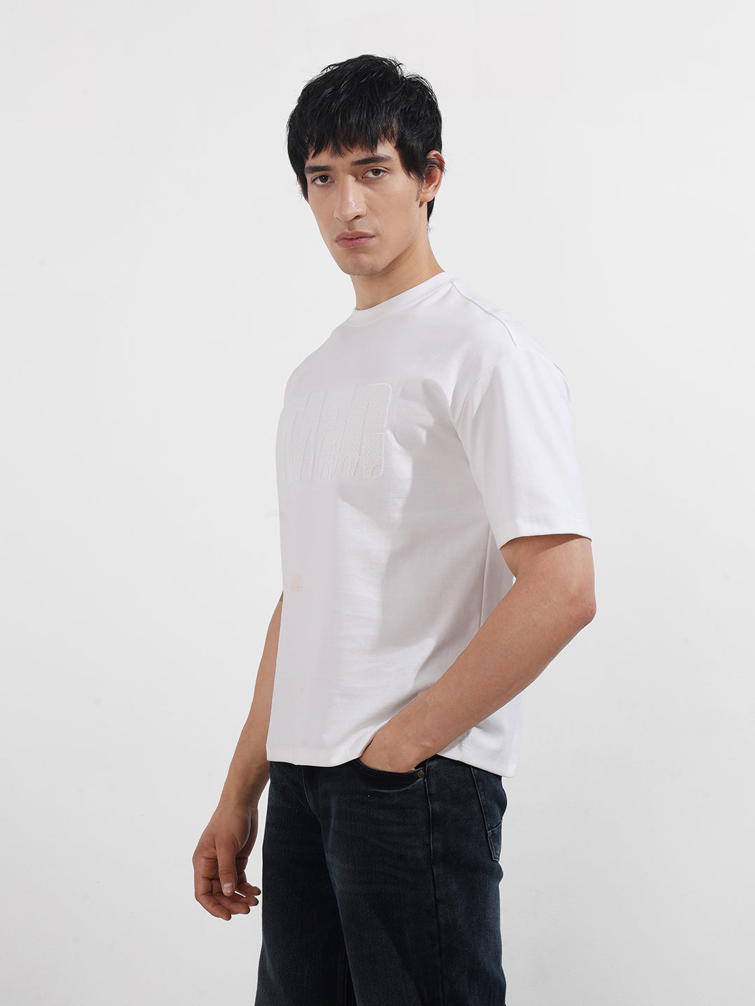 Men's White Relaxed Fit Embroidered Casual T-Shirt