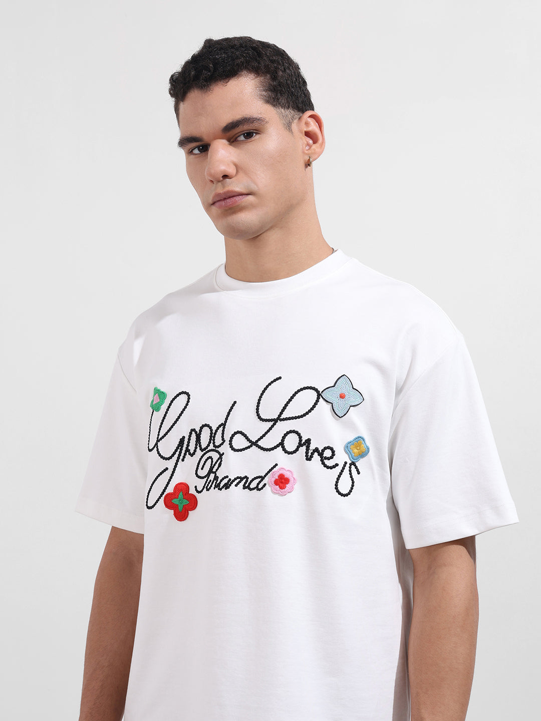 Men's White Relaxed Fit Embroided 240 GSM Resort Wear T-Shirt