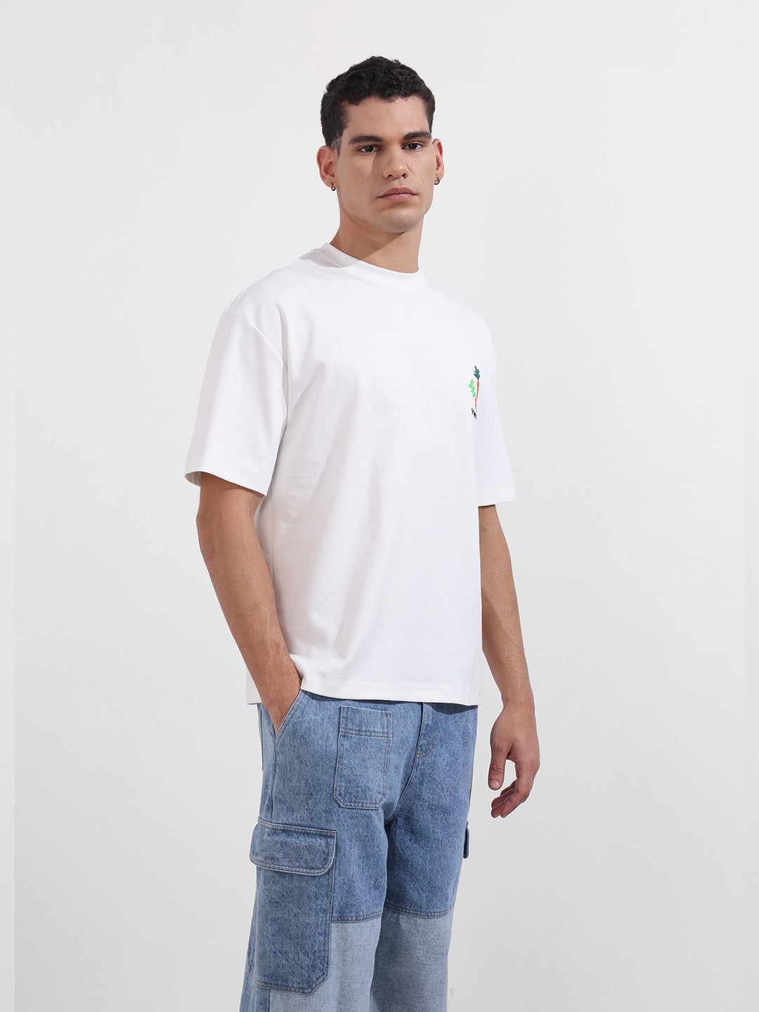 Men's White Relaxed Fit Embroided 240 GSM Casual T-Shirt