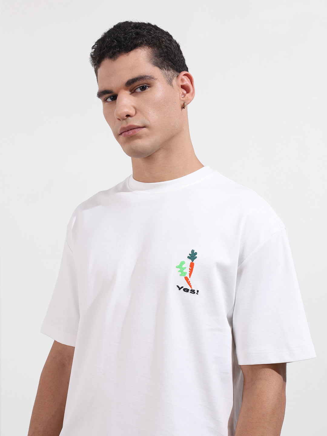 Men's White Relaxed Fit Embroided 240 GSM Casual T-Shirt