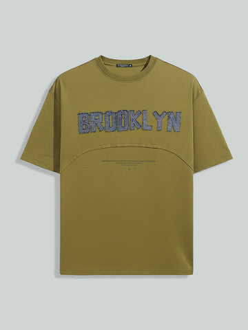 Men's Green Relaxed Fit Embroided 240 GSM Casual T-Shirt