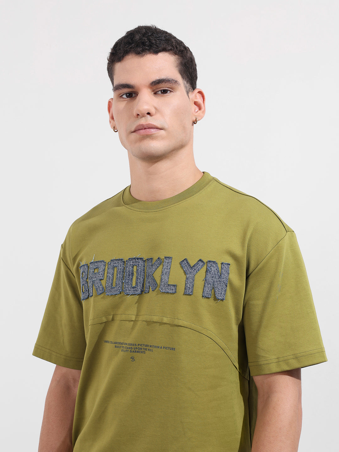 Men's Green Relaxed Fit Embroided 240 GSM Casual T-Shirt