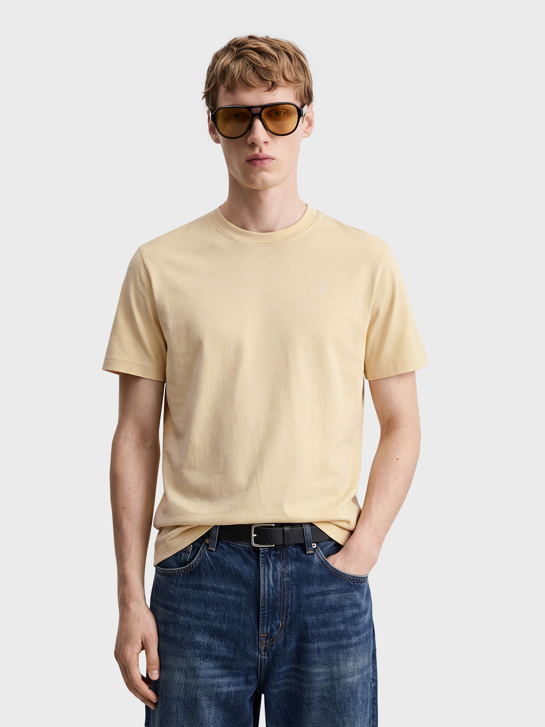 Men's Yellow Regular Fit Solid Casual T-Shirt