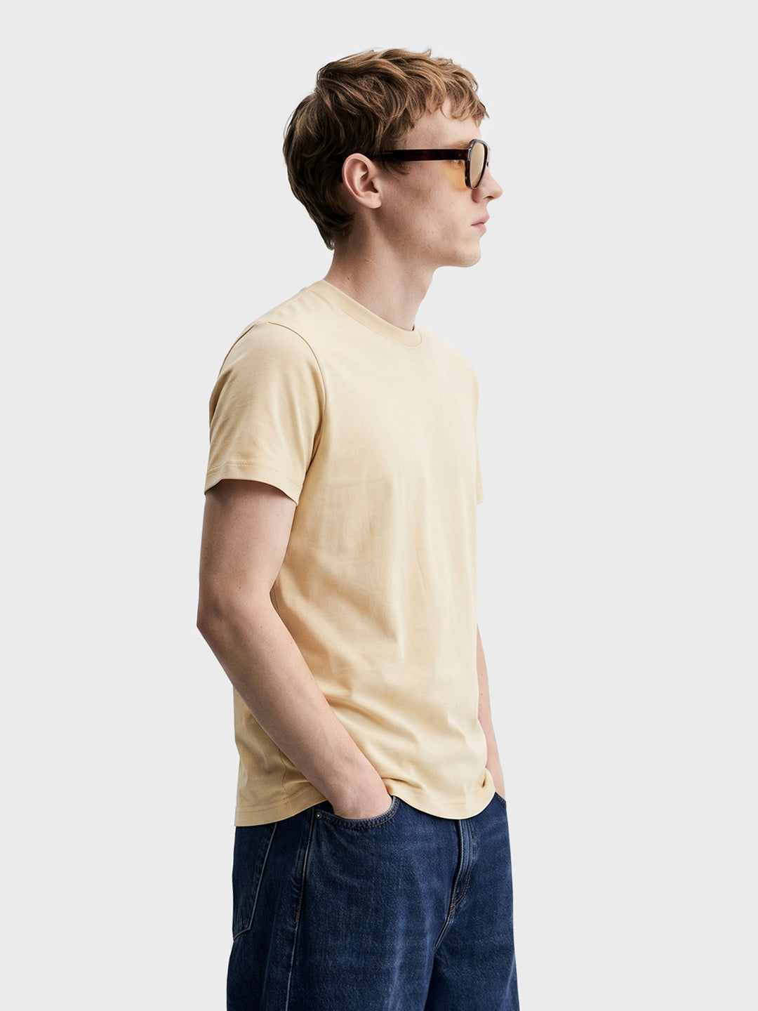 Men's Yellow Regular Fit Solid Casual T-Shirt