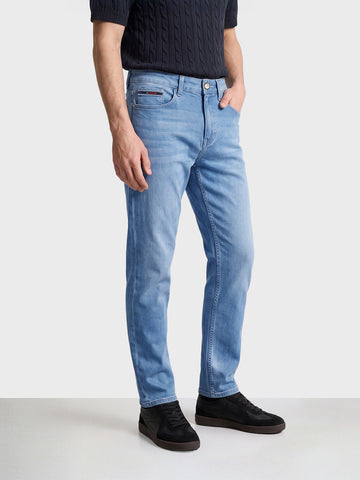 Men's Blue Slim Fit Solid Casual Jeans