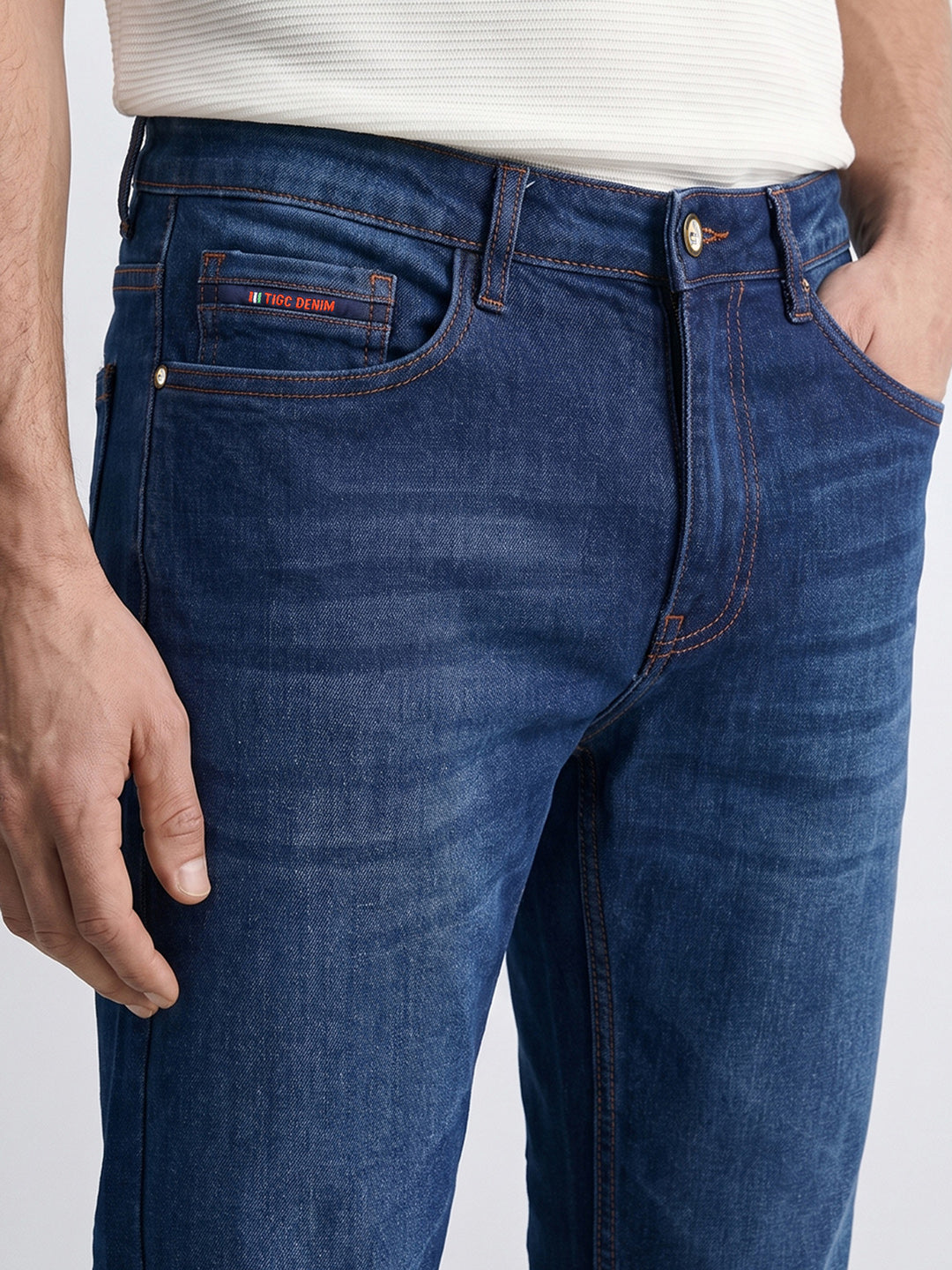Men's Blue Slim Fit Solid Casual Jeans
