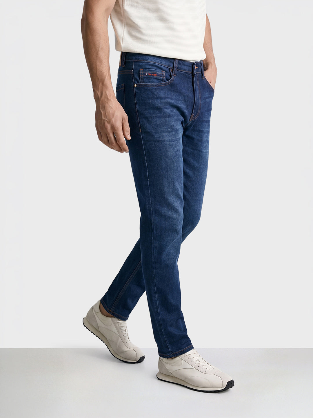 Men's Blue Slim Fit Solid Casual Jeans