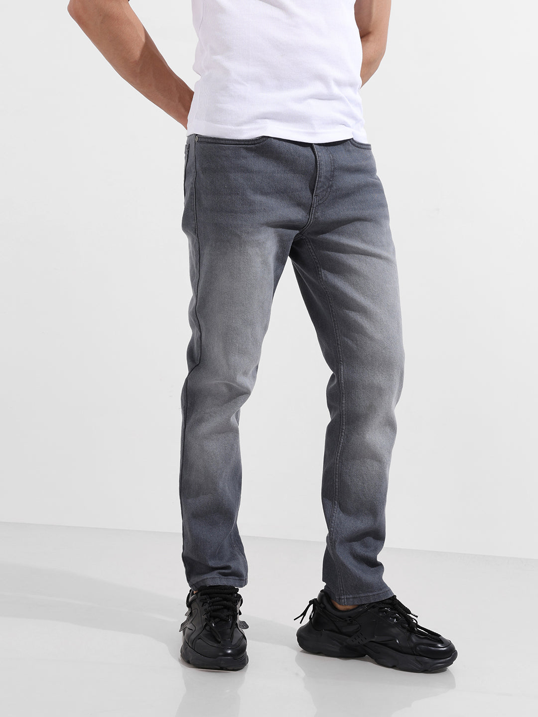 Men's Grey Slim Fit Solid Casual Jeans