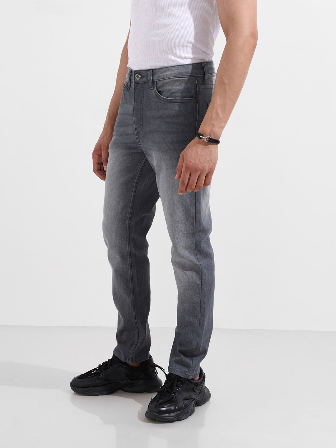 Men's Grey Slim Fit Solid Casual Jeans