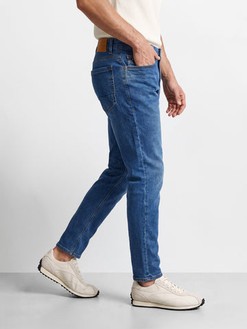 Men's Blue Carrrot Fit Solid Casual Jeans