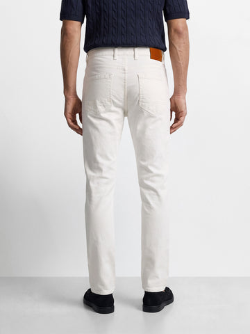 Men's White Slim Fit Solid Mid-Rise Stretchable Jeans
