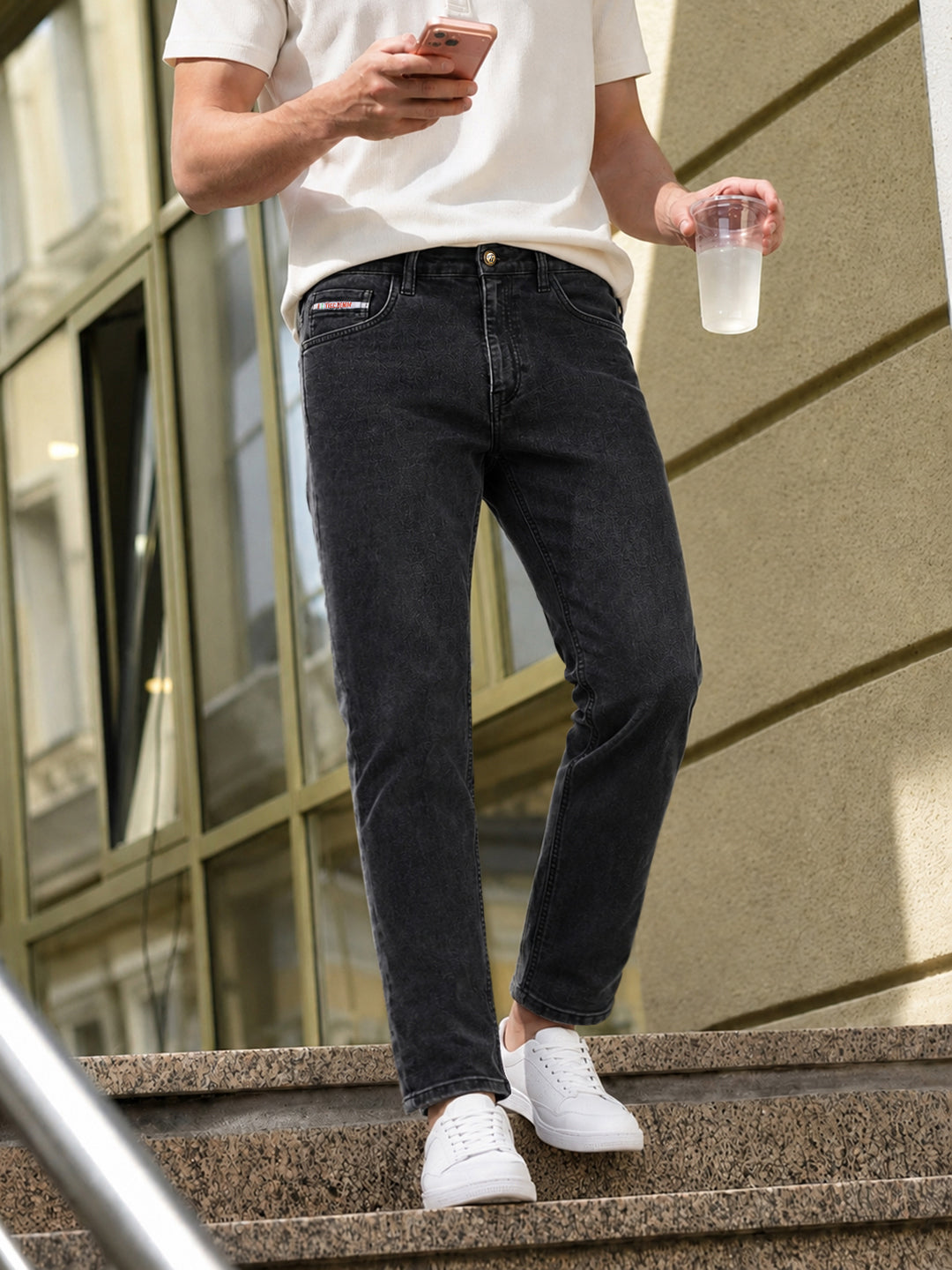 Men's Black Slim Fit Solid Casual Jeans