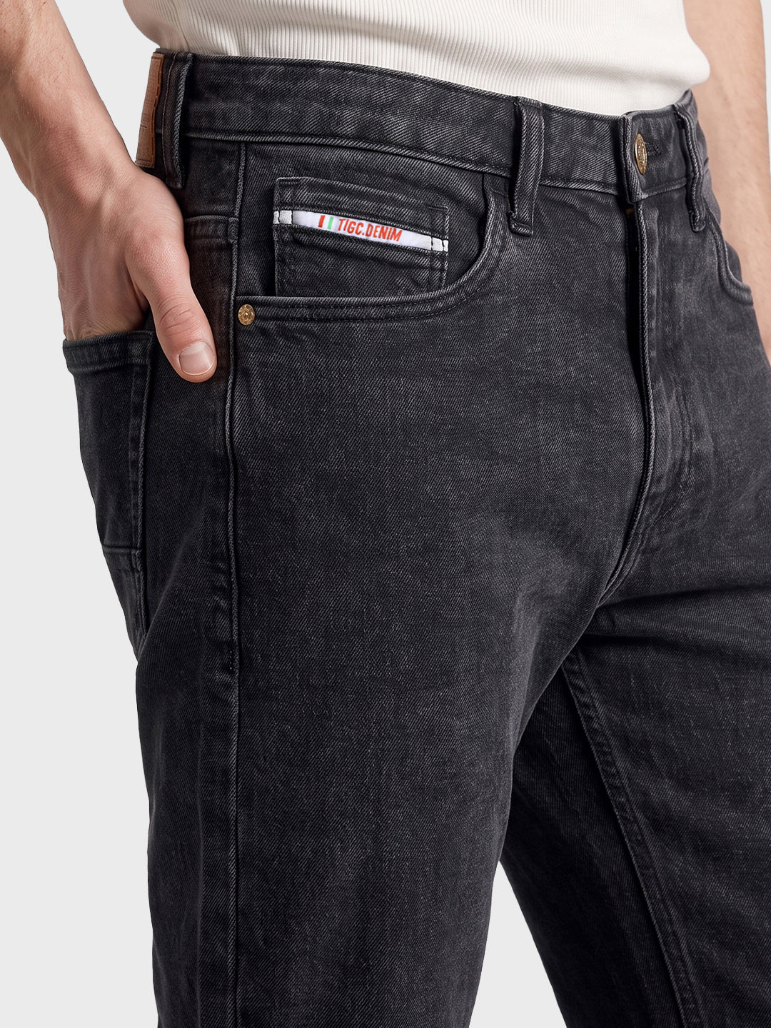 Men's Black Slim Fit Solid Casual Jeans