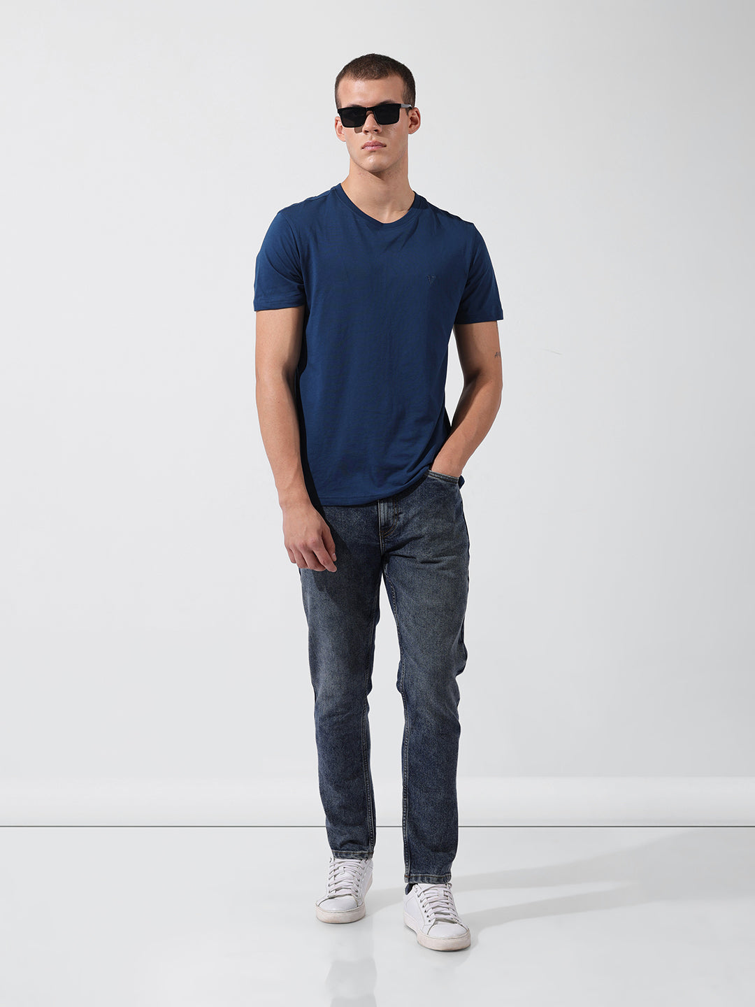 Men's Blue Slim Fit Casual Jeans
