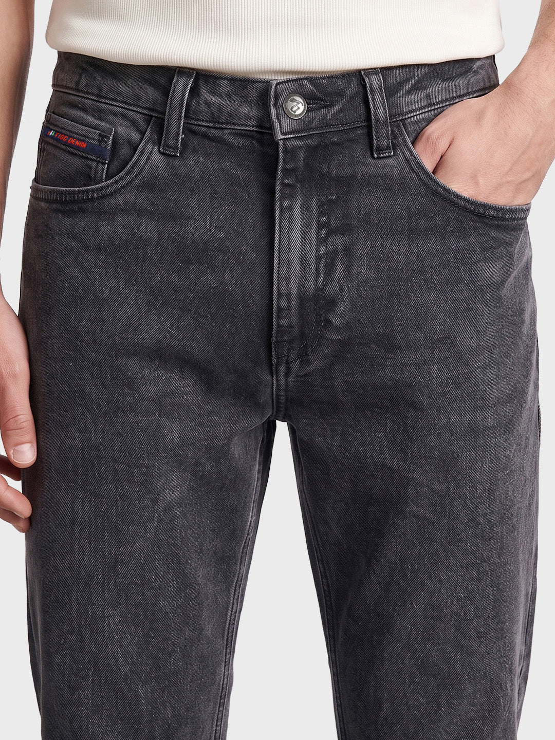 Men's Black Bootcut Fit Solid Jeans