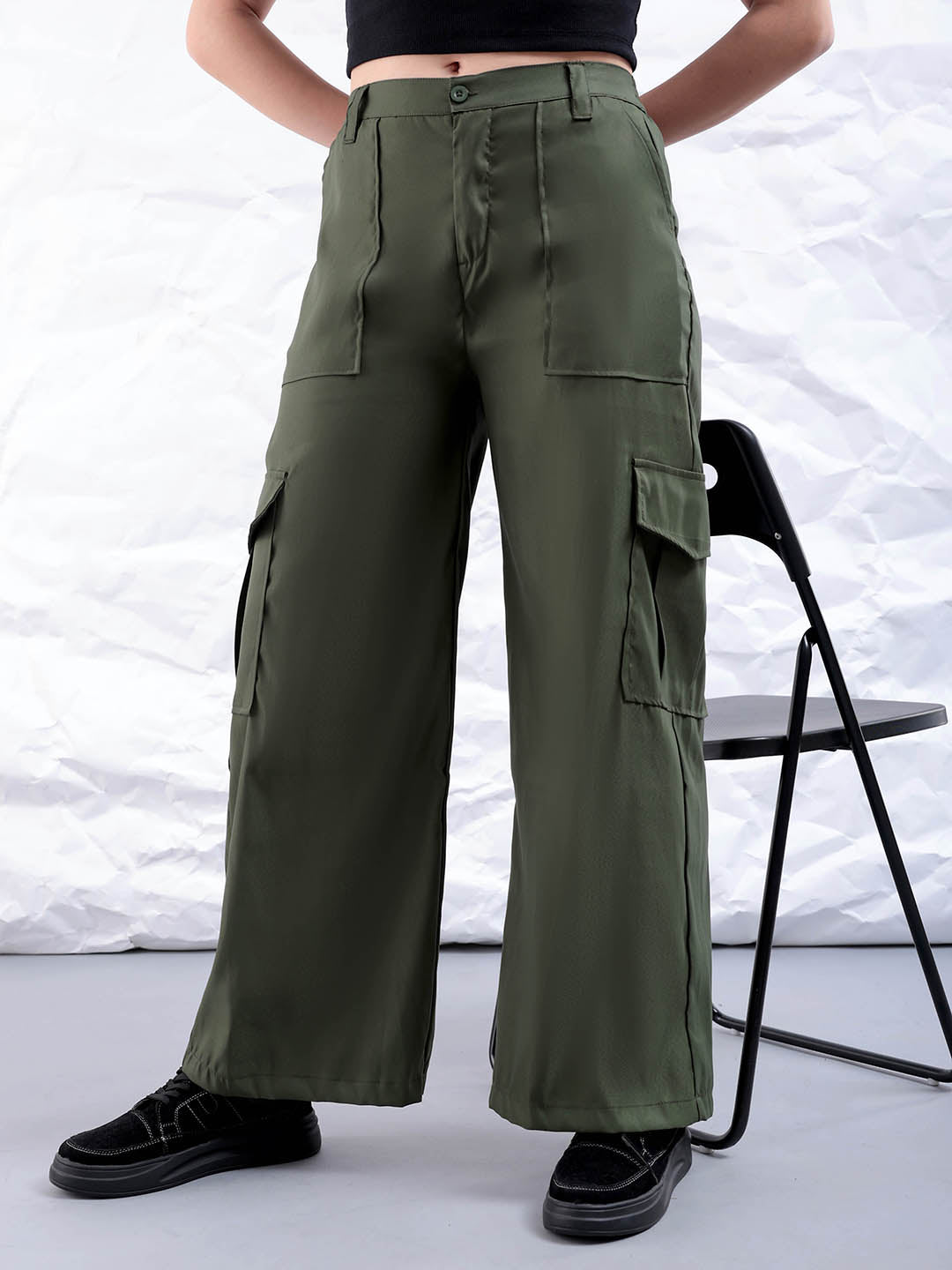 Shop Women's Green Flare Solid Elasticated Cargo Trouser Online.