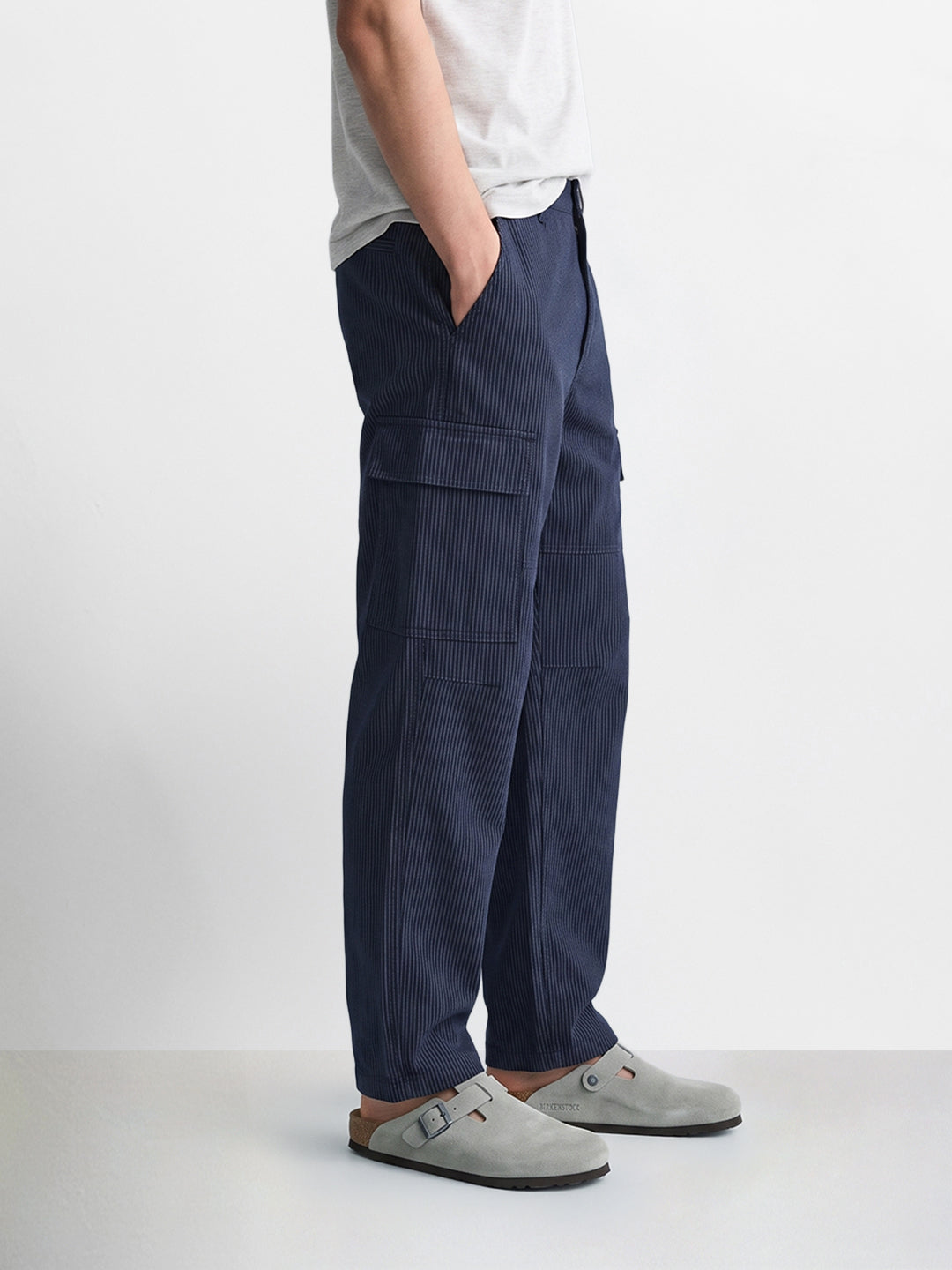 Men's Navy Relaxed Fit Geometric Print Utility Cargo
