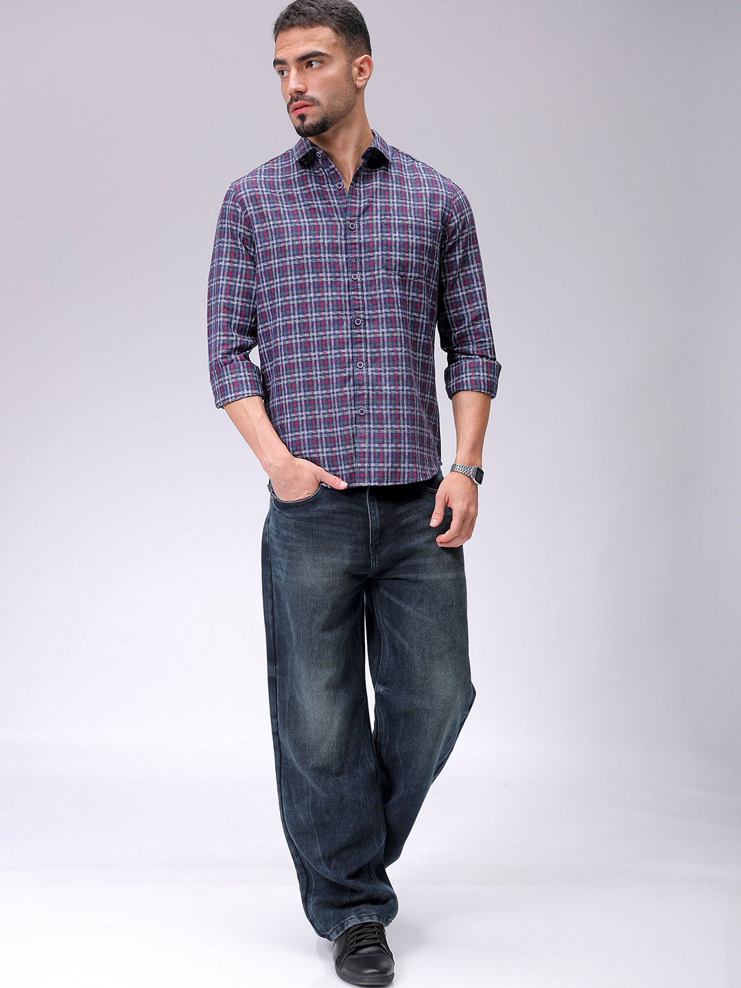 Men's Red Slim Fit Checked Casual Shirt