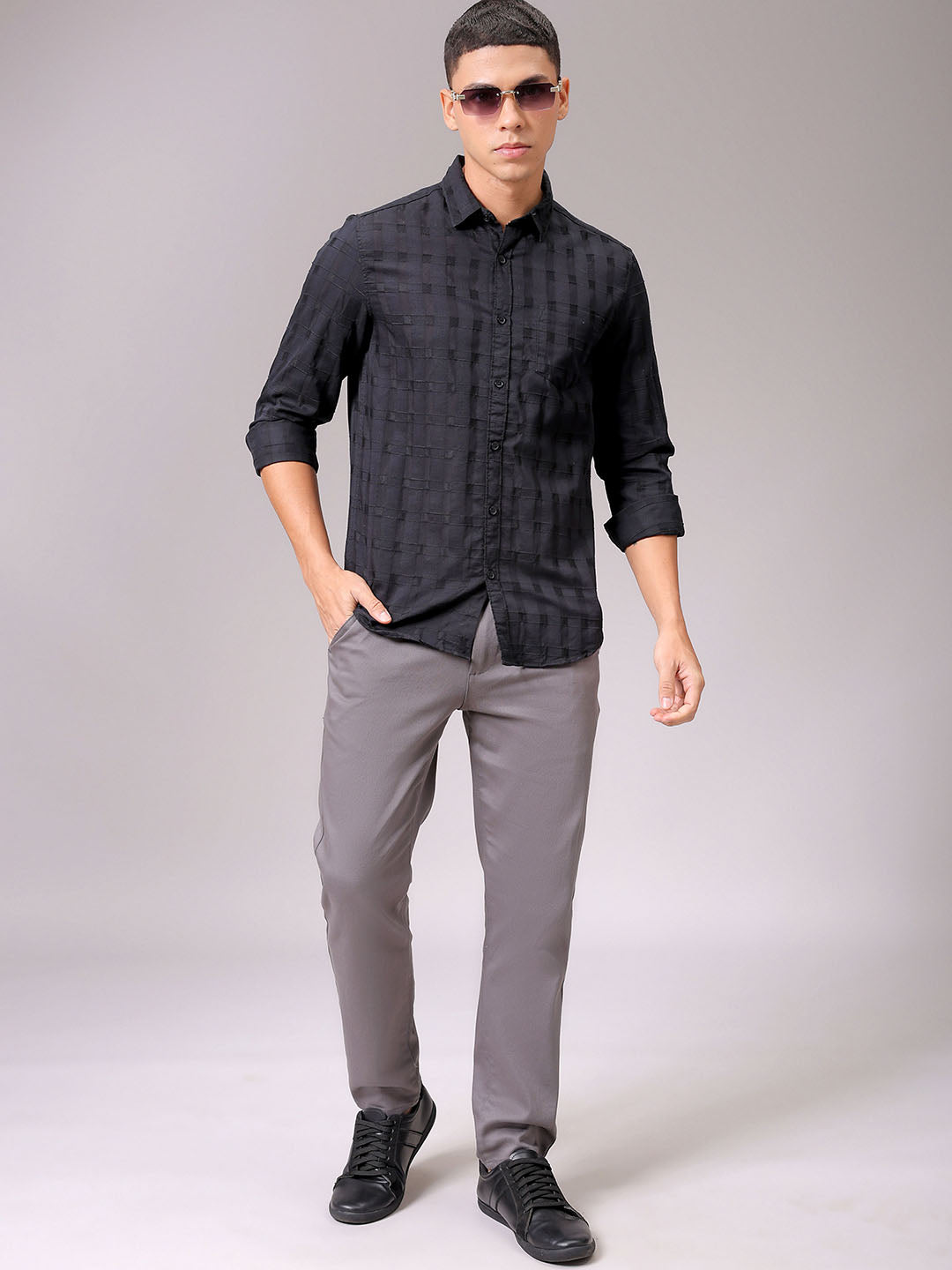 Men's Black Slim Fit Checked Casual Shirt