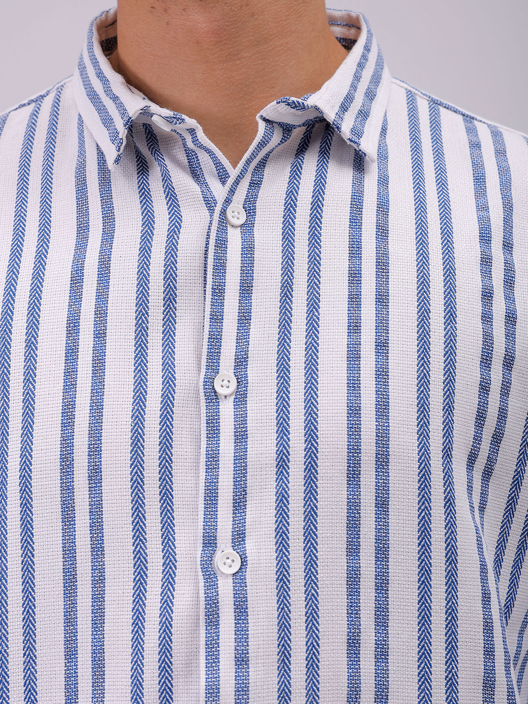 Men's Blue Relaxed Fit Striped Resortwear Shirt