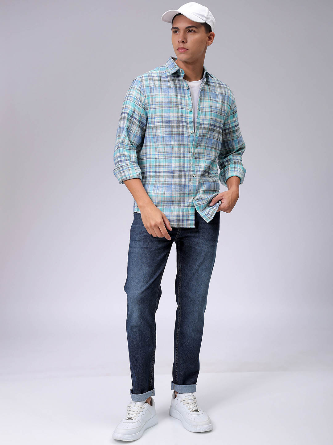 Men's Blue Slim Fit Checked Casual Shirt