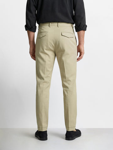 Men's Green Relaxed Fit Solid Casual Trousers