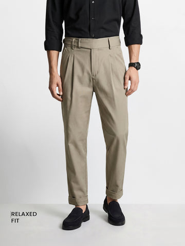 Men's Green Relaxed Fit Solid Casual Trousers