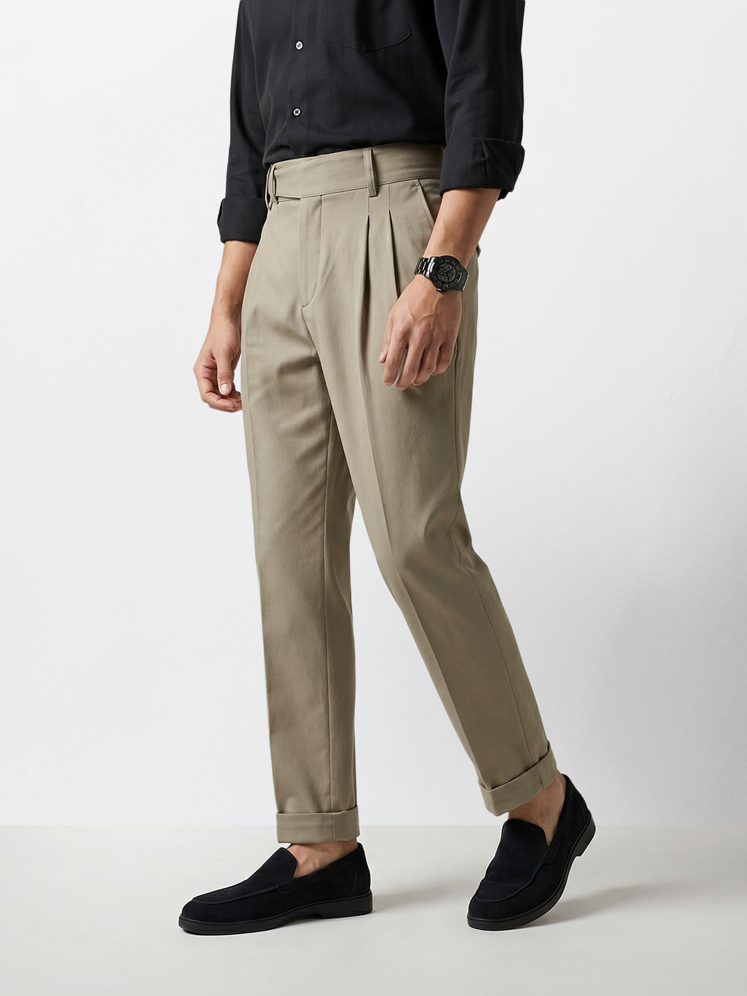Men's Green Relaxed Fit Solid Casual Trousers