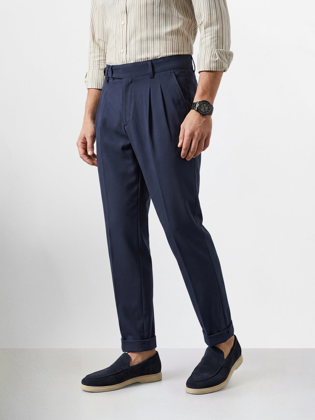 Men's Blue Relaxed Fit Solid Casual Trousers