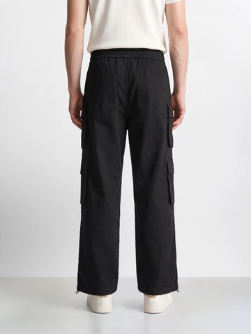 Men's Black Wide Leg Fit Solid Utility Cargo