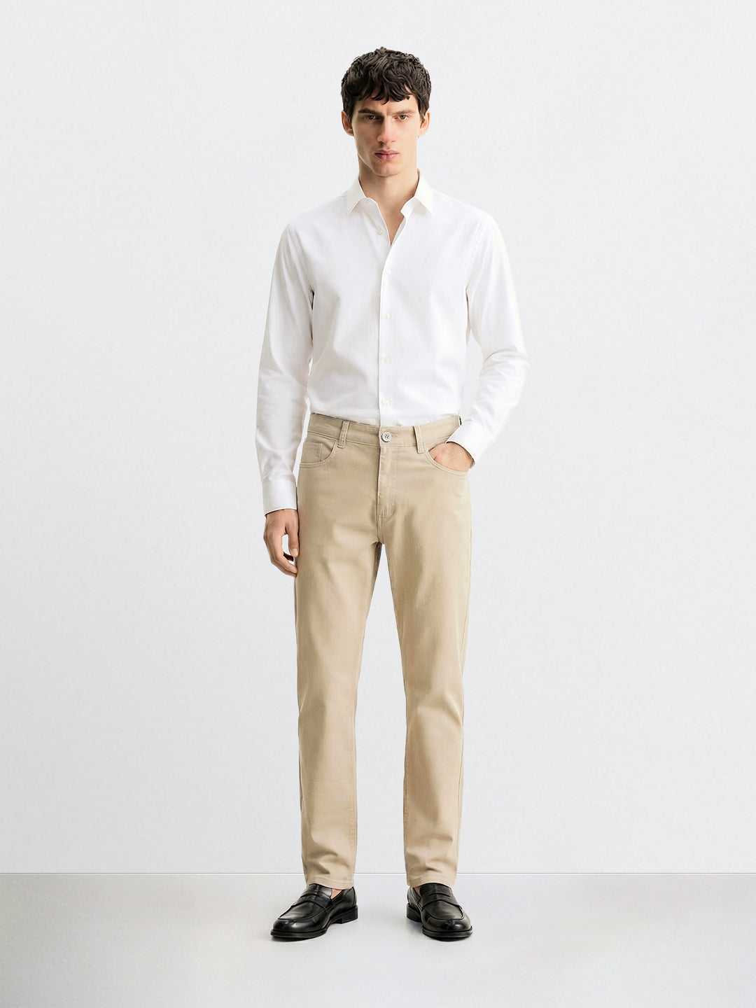 Men's Beige Regular Fit Solid Casual Chinos