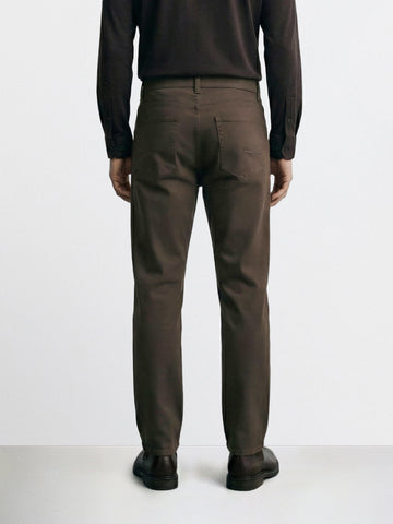 Men's Brown Regular Fit Solid Casual Chinos